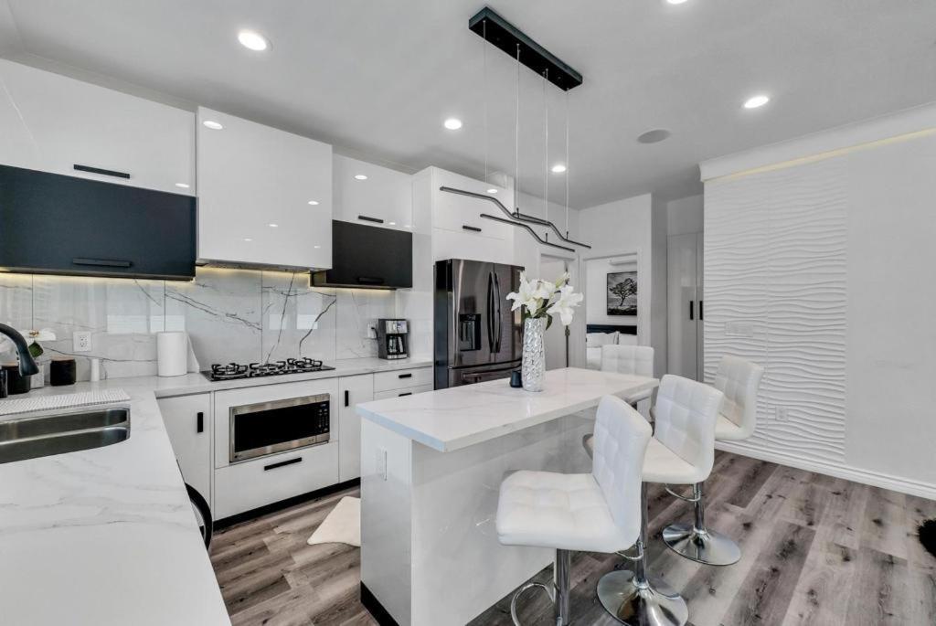 Luxury 2 Bedroom Villa Χάντινγκτον Μπιτς Εξωτερικό φωτογραφία